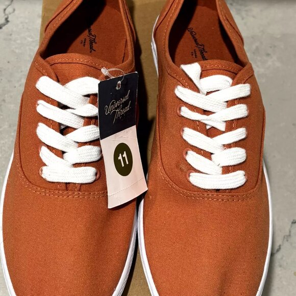 New Universal Threads Sneakers Womens 11 Rust Molly Lace Up Canvas Casual - Picture 2 of 6